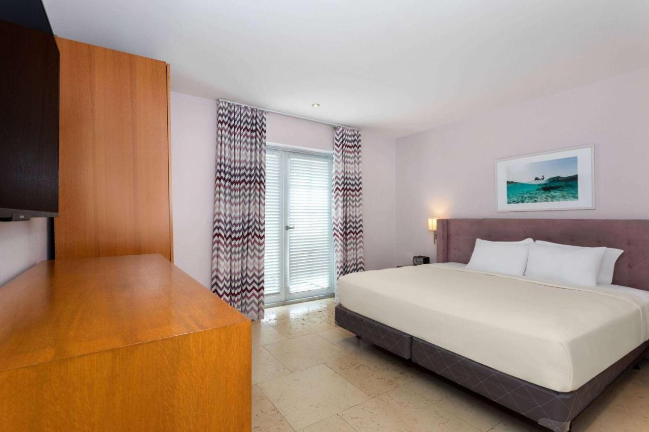 The Astor By Luxurban, Trademark Collection By Wyndham Μαϊάμι Μπιτς Εξωτερικό φωτογραφία